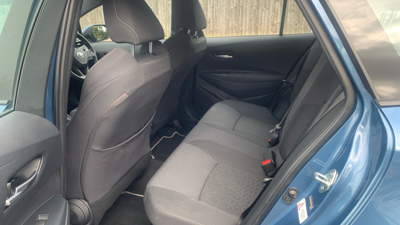 Toyota Corolla 1.8 VVT-i Hybrid Icon 5dr CVT Hybrid Estate